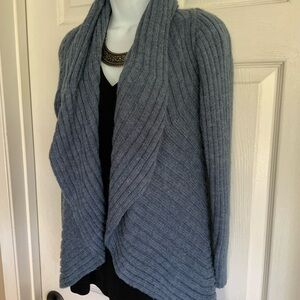 ALPACA LAE..100% alpaca wool cardigan